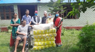 कैलालीको जानकी गाउँपालिकामामा अपांग महासंघद्वारा स्वास्थ्य सामाग्री तथा ह्वील चियर हस्तान्तरण ।