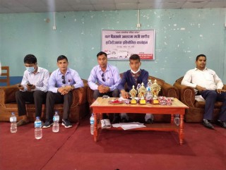 बाल दिवसमा भएको हाजिरीजवाफ प्रतियोगितामा बालकल्याण मावि प्रथम