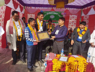 पत्रकार तथा मानवअधिकारकर्मी विक ओलानीमा सम्मानित