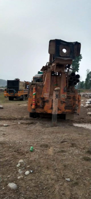 पञ्चपुरी १० मा डिपबोरिङ्गबाट खानेपानी आयोजना सञ्चालन हुँदै