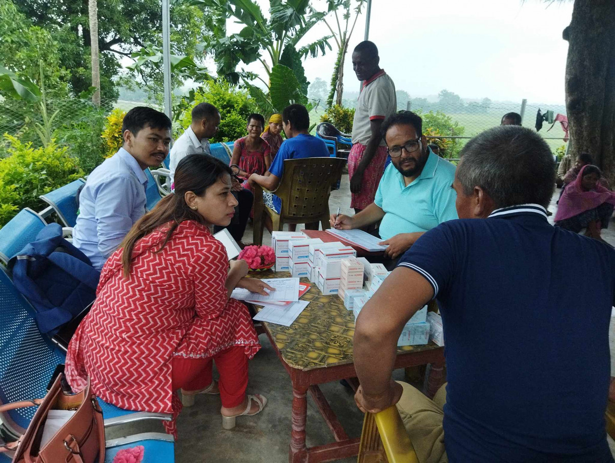 मानसिक स्वास्थ्य उपचारपछि खुसीभए साहारा घरका असहायहरु