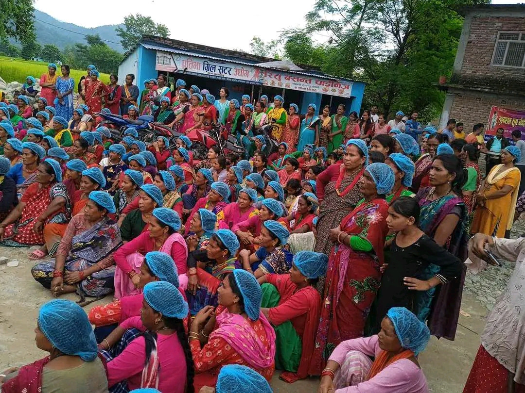 सडक सरसफाई गरी गोदावरी कृषि विकास सहकारीले मनायो स्थापना दिवस