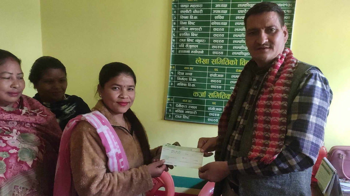चुरे संरक्षण महिला बचत तथा ऋण सहकारीको ७८ लाख स्वरोजगार कर्जा लगानी