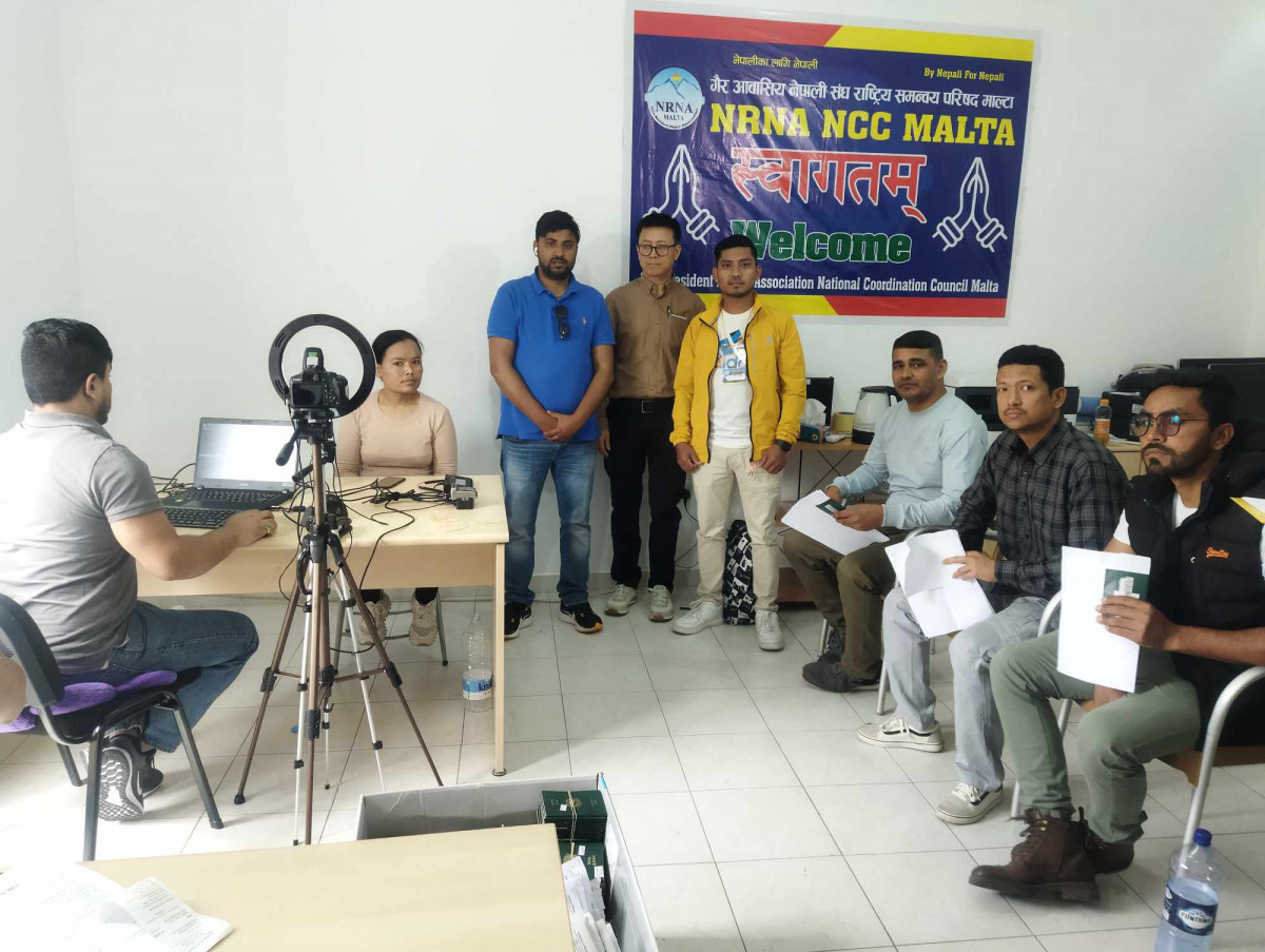 घुम्ती राहदानी शिविरबाट १ हजार  ५० जना प्रवासीले लिए सेवा