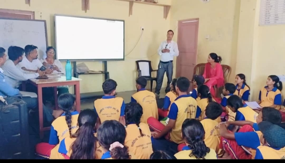 शहिद स्मृति माविमा युवा रेडक्रस सर्कल, बाल क्लब र इको क्लबलाई अभिमुखिकरण कार्यक्रम संचालन