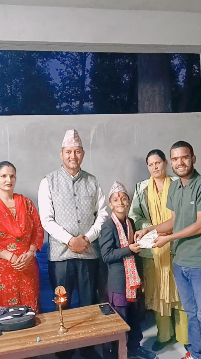 जन्मदिनको अवसरमा मानवसेवा आश्रम लम्कीमा नगद आर्थिक सहयोग